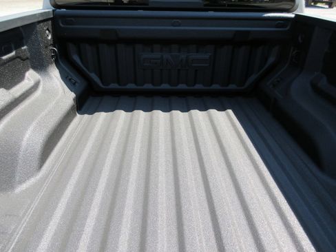 New 2026 GMC Canyon Denali AWD/4WD image 5