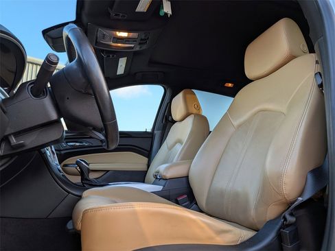 Used 2015 Cadillac SRX Performance w/ Driver Awareness Package image 10