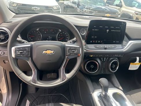 New 2026 Chevrolet Blazer LT w/ Convenience Package FWD image 15