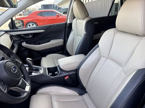 Used 2024 Subaru Outback Limited XT image 5
