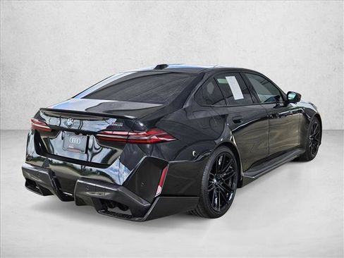 Used 2026 BMW M5 w/ Carbon Package AWD/4WD image 5