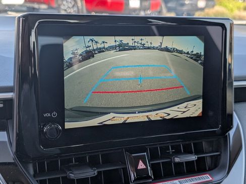 Used 2026 Toyota Corolla LE image 6