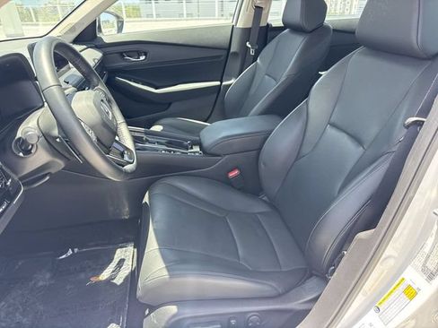 Used 2024 Honda Accord EX-L image 11