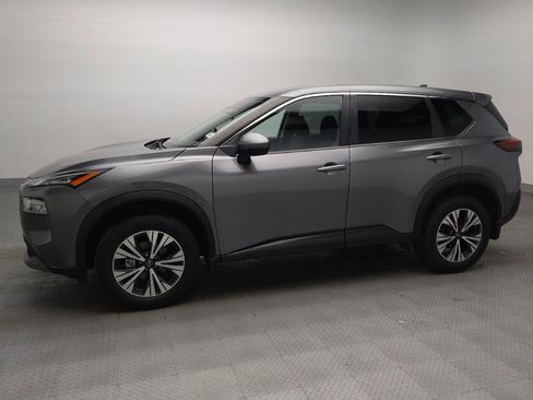 Used 2023 Nissan Rogue SV FWD image 2