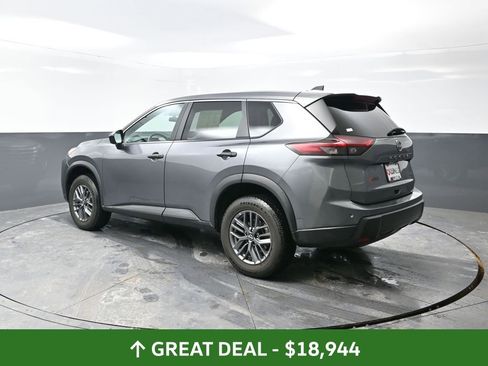 Used 2024 Nissan Rogue S image 13
