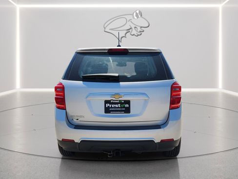 Used 2017 Chevrolet Equinox LS FWD image 4