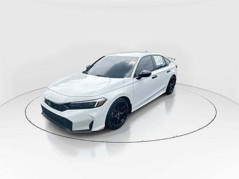 Used 2025 Honda Civic Sport image 4