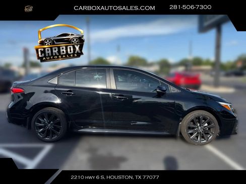 Used 2026 Toyota Corolla SE FWD image 6