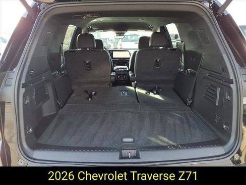 New 2026 Chevrolet Traverse Z71 w/ Enhanced Driving Package image 6