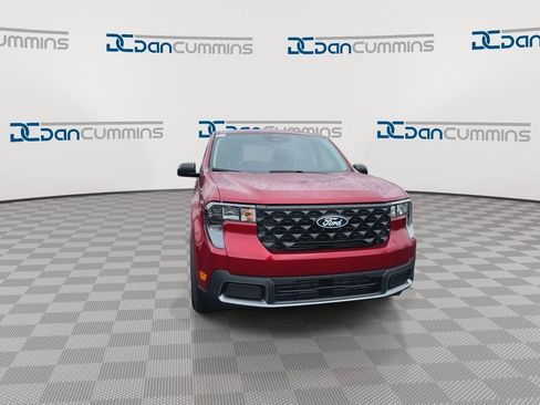 New 2026 Ford Maverick XLT w/ XLT Luxury Package AWD/4WD image 3