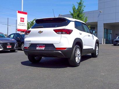 Used 2025 Chevrolet TrailBlazer LS w/ LS Convenience Package