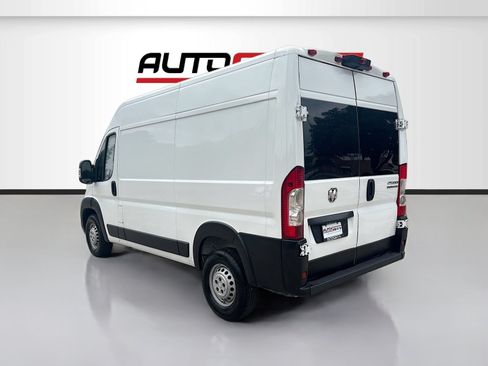 Used 2024 RAM ProMaster 2500 w/ Upfitter's Prep Package FWD image 5