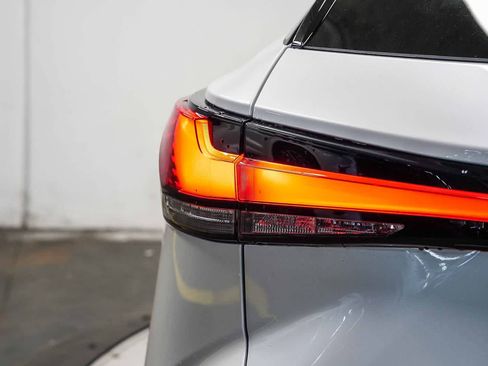 Used 2023 Lexus RX 350 Premium Plus w/ Cold Area Package FWD image 11