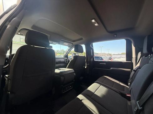 Used 2022 Chevrolet Silverado 2500 LT w/ Convenience Package AWD/4WD image 10