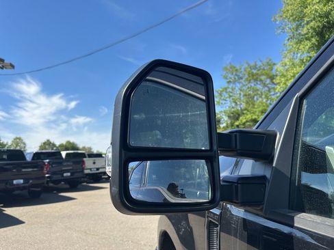 Used 2022 Ford F350 Lariat w/ Lariat Ultimate Package AWD/4WD image 18