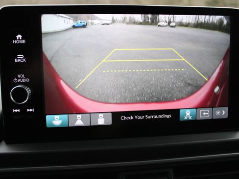 Used 2024 Honda Pilot Touring image 33