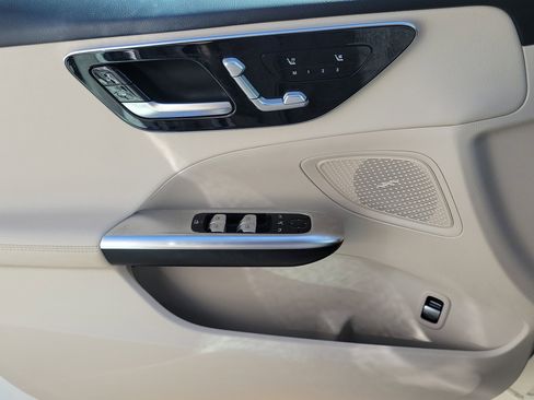 Used 2024 Mercedes-Benz C 300 Sedan image 14