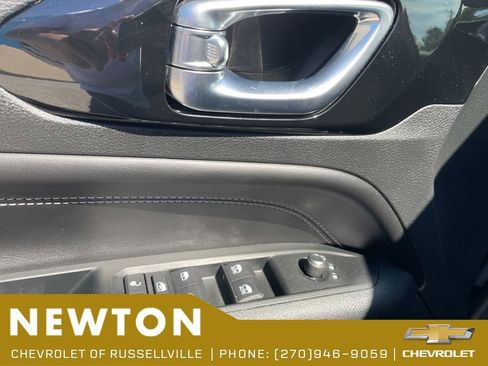 Used 2022 Jeep Compass Latitude AWD/4WD image 8