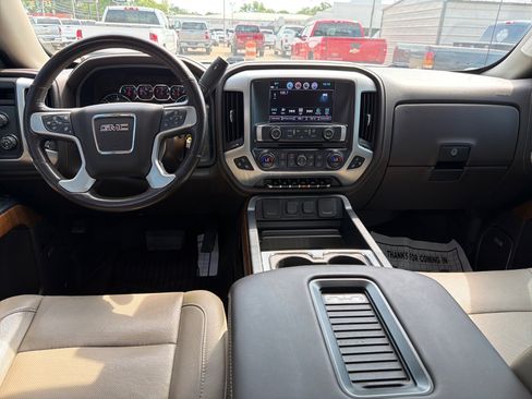Used 2018 GMC Sierra 1500 SLT w/ SLT Premium Package AWD/4WD image 8