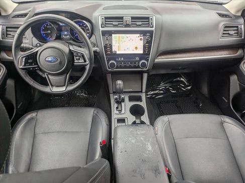 Used 2018 Subaru Outback 3.6R Limited image 18