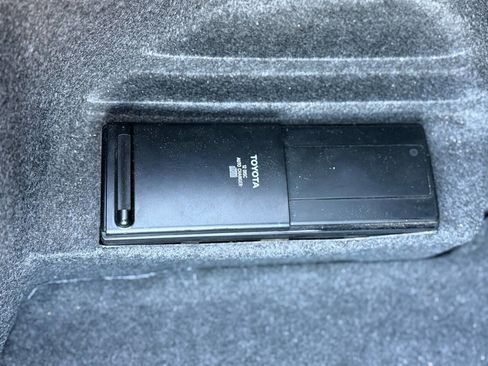 Used 1996 Toyota Avalon XLS image 39