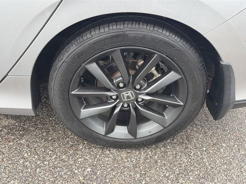 Certified 2021 Honda Civic EX image 9