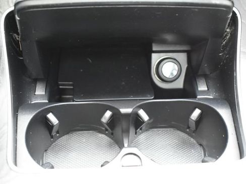 Used 2015 Mercedes-Benz C 300 4MATIC Sedan w/ Premium 1 Package image 28