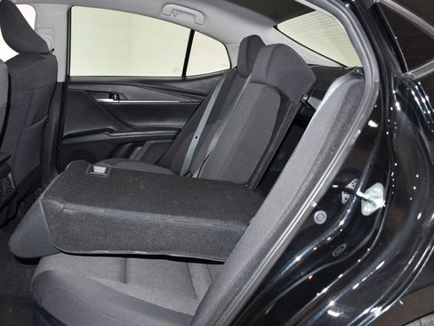 Used 2025 Toyota Camry LE FWD image 29