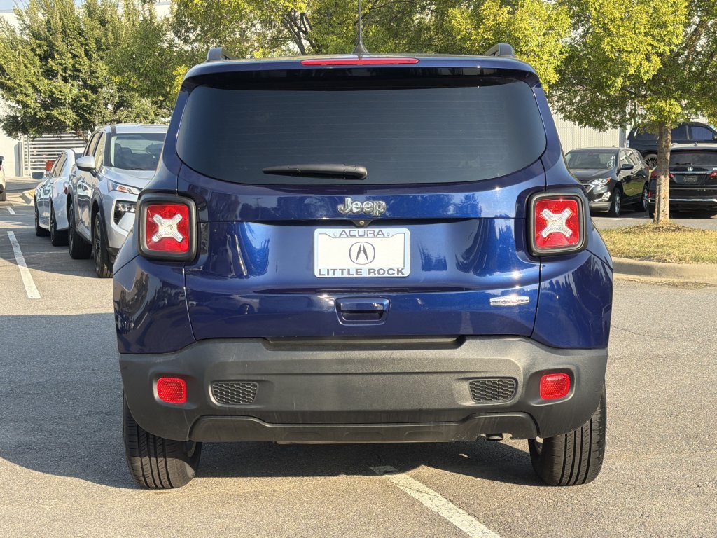 Used 2021 Jeep Renegade Latitude FWD image 4