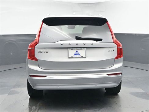 Used 2023 Volvo XC90 B6 Plus w/ Protection Package Premier image 7