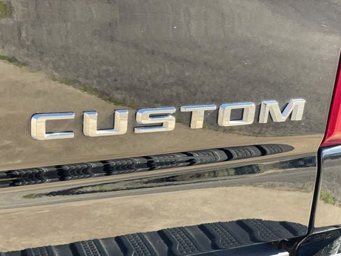 Used 2024 Chevrolet Silverado 2500 Custom w/ Custom Value Package image 54