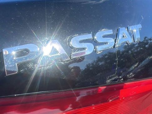 Used 2015 Volkswagen Passat 1.8T S FWD image 12