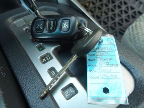 Used 2005 Toyota 4Runner SR5 image 62