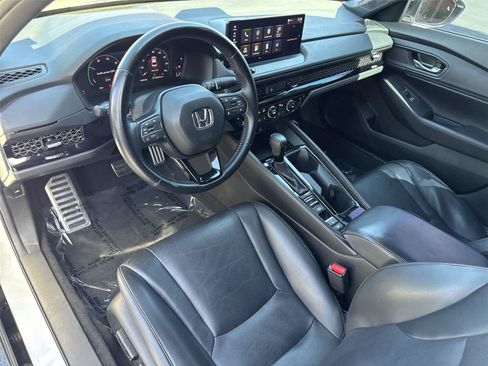 Used 2024 Honda Accord Sport image 2