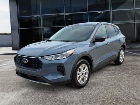 Used 2025 Ford Escape Active FWD image 3