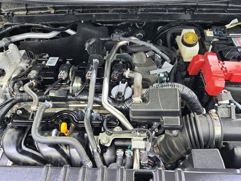 Certified 2025 Nissan Kicks S image 36