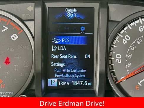 Certified 2023 Toyota Tacoma SR AWD/4WD image 33