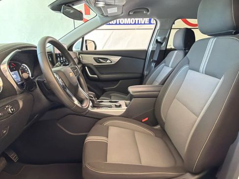 Used 2025 Chevrolet Blazer LT FWD image 15