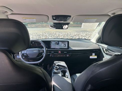 Used 2025 Kia EV6 Wind image 20