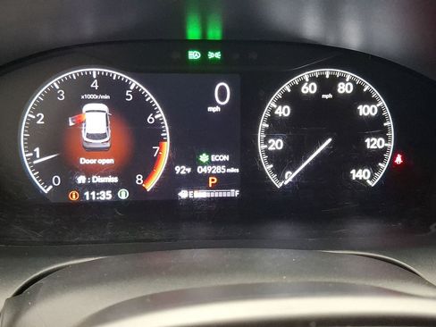Used 2023 Honda HR-V LX image 5