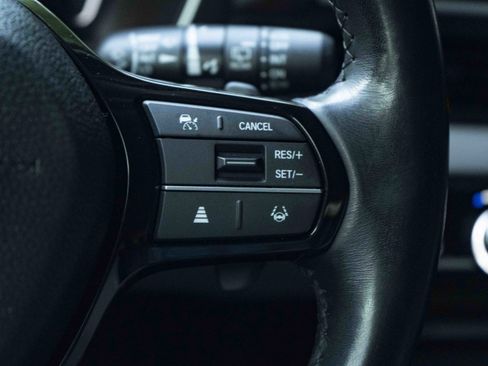 Used 2024 Honda Pilot EX-L image 22