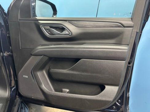 Used 2023 GMC Yukon SLT AWD/4WD image 49