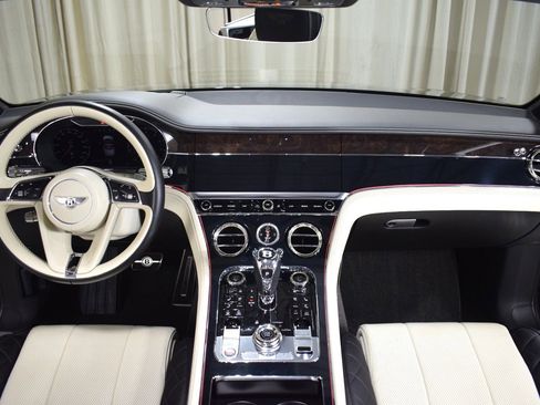 Used 2020 Bentley Continental GT AWD/4WD image 2
