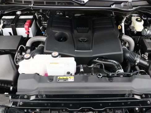 Certified 2026 Toyota Tundra Limited w/ Power Package AWD/4WD image 41