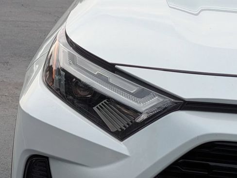 Used 2024 Toyota RAV4 SE w/ Convenience Package AWD/4WD image 10