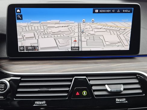 Used 2021 BMW 530i w/ Convenience Package image 19