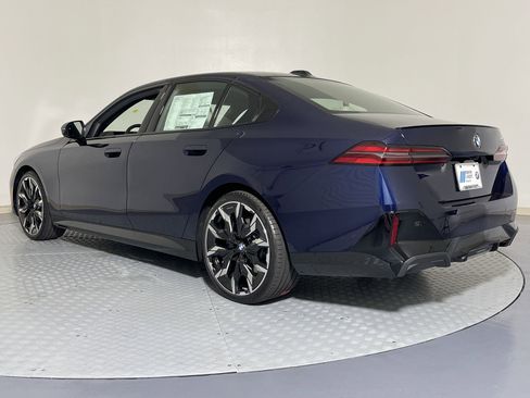 New 2026 BMW 530i w/ M Sport Package image 3