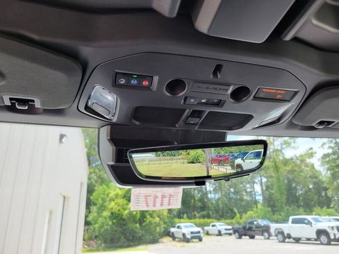 New 2025 GMC Hummer EV 2X image 22