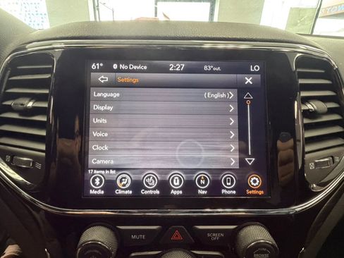 Used 2021 Jeep Grand Cherokee Laredo X AWD/4WD image 54