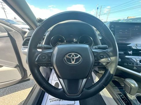 Used 2021 Toyota Camry SE w/ Cold Weather Package AWD/4WD image 16